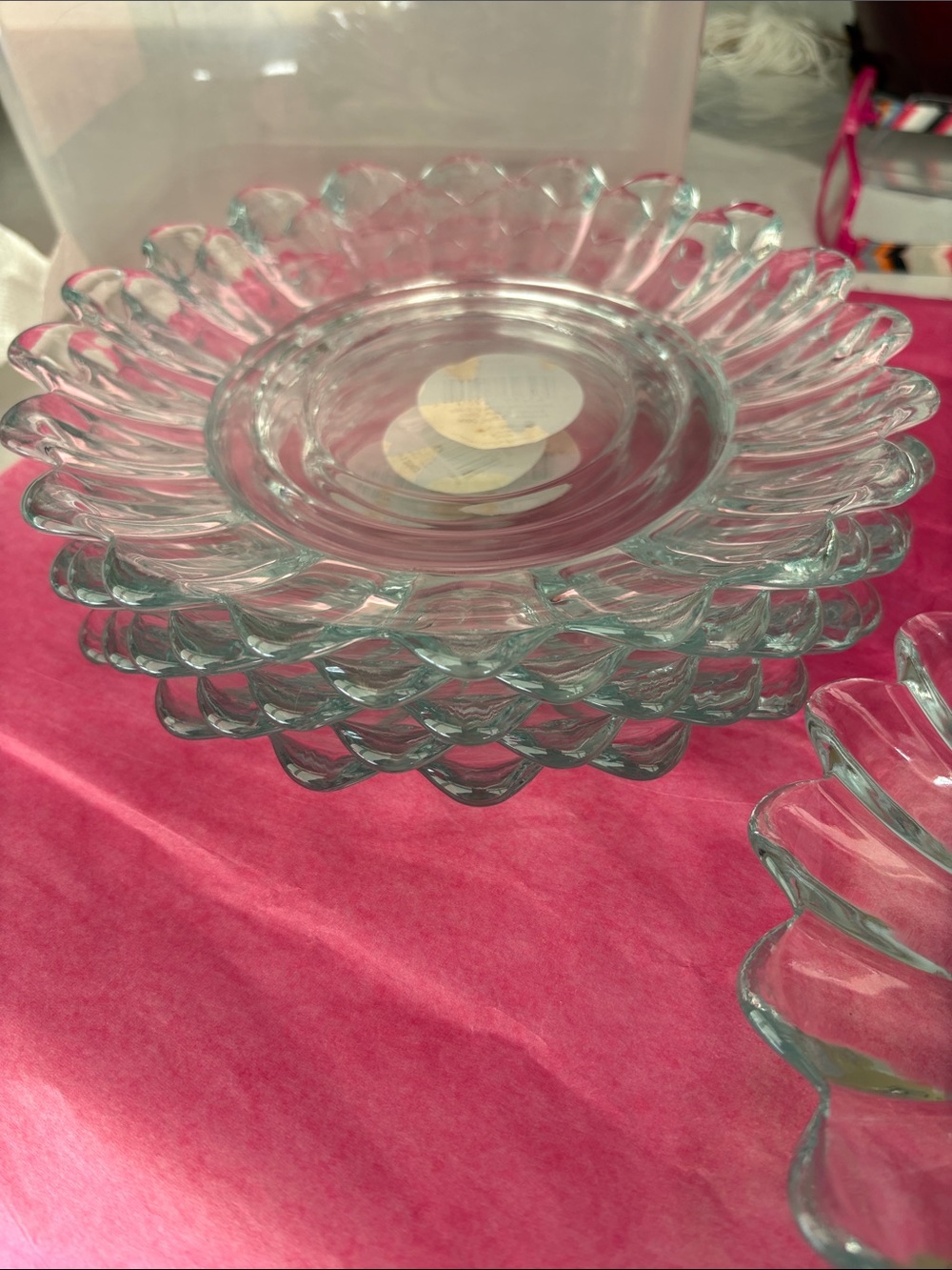 Clear Glass Scalloped Edge Dessert Plates - Set. 6Plates